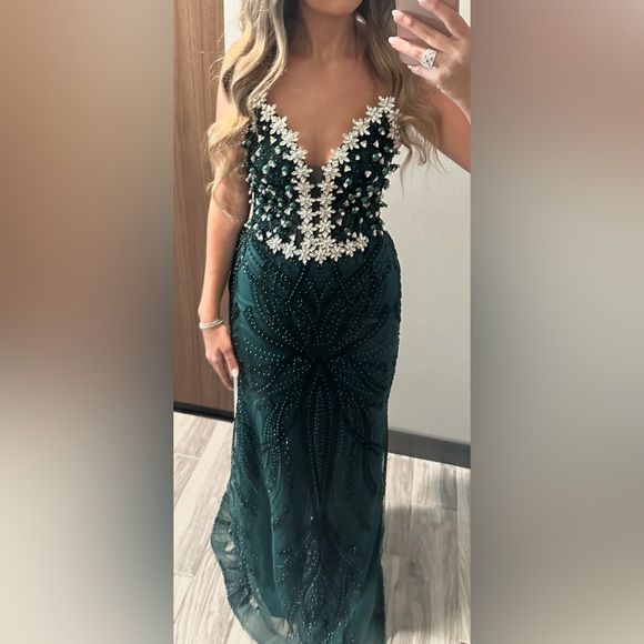 Custom Emerald green beaded corset dress - Picture 9 of 9